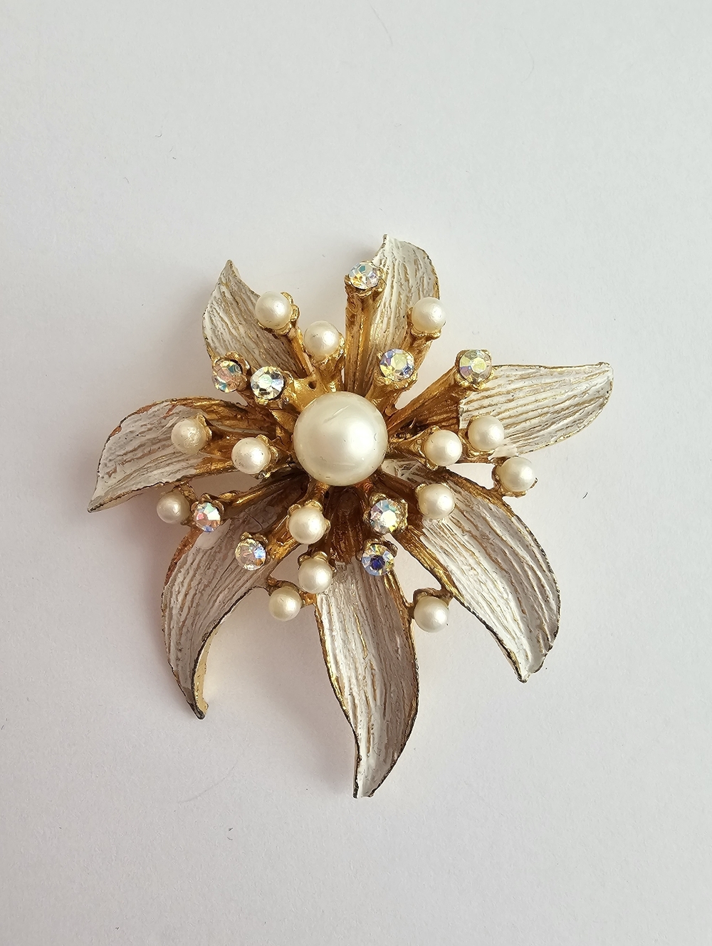 Vintage BSK Textured White Enamel Flower Brooch AB Rhinestones & Faux Pearls